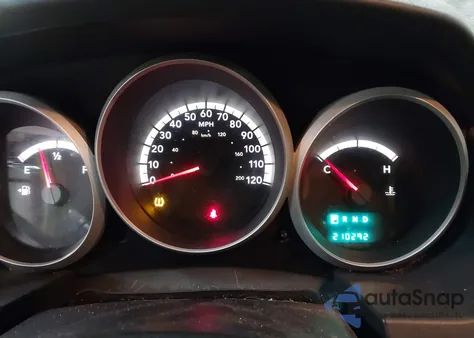 2010 Dodge Grand Caravan Se from USA, damaged, VIN 2D4RN4DE2AR327063